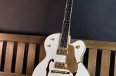 Gretsch G-6136T White Falcon.jpg